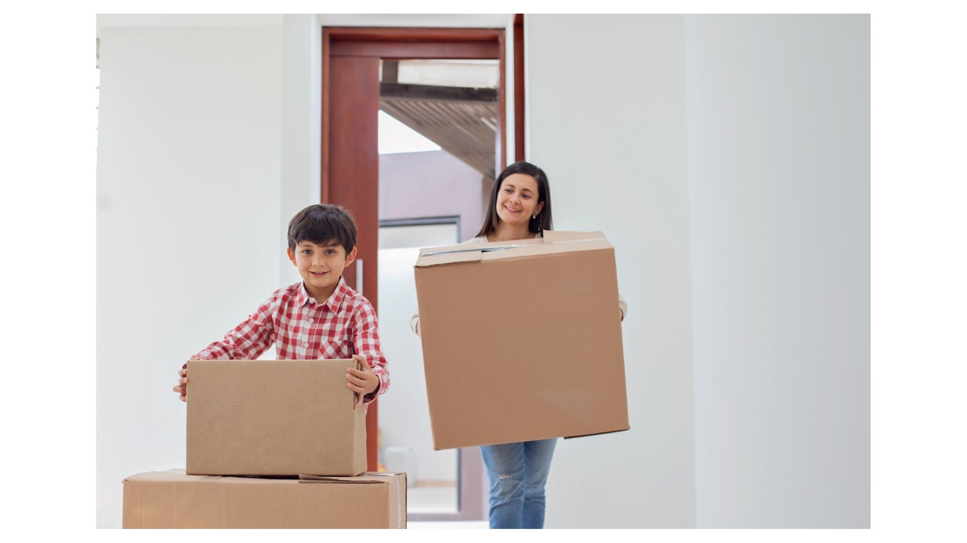 Student movers College Station Texas — D&D Moving crew helping Texas A&M student move out of apartment near campus